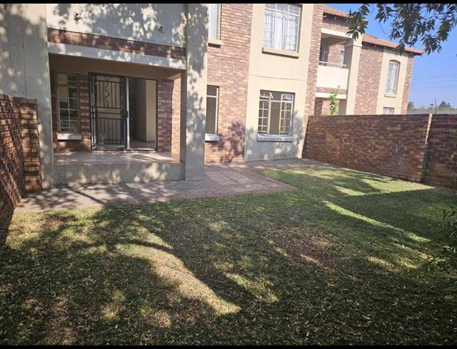 2 BEDROOM PROPERTY TO RENT IN MONAVONI